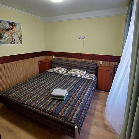 Hotel Desna Kut Kiev Luaran gambar