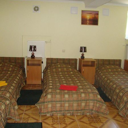 Hotel Desna Kut Kiev Luaran gambar