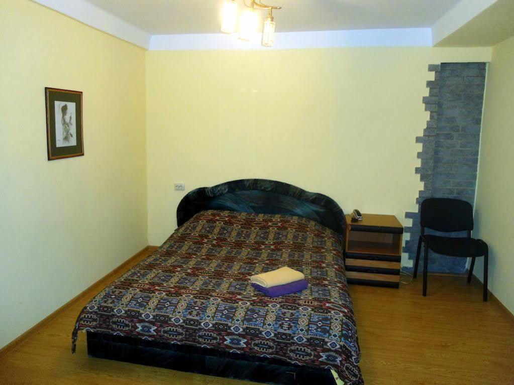 Hotel Desna Kut Kiev Luaran gambar